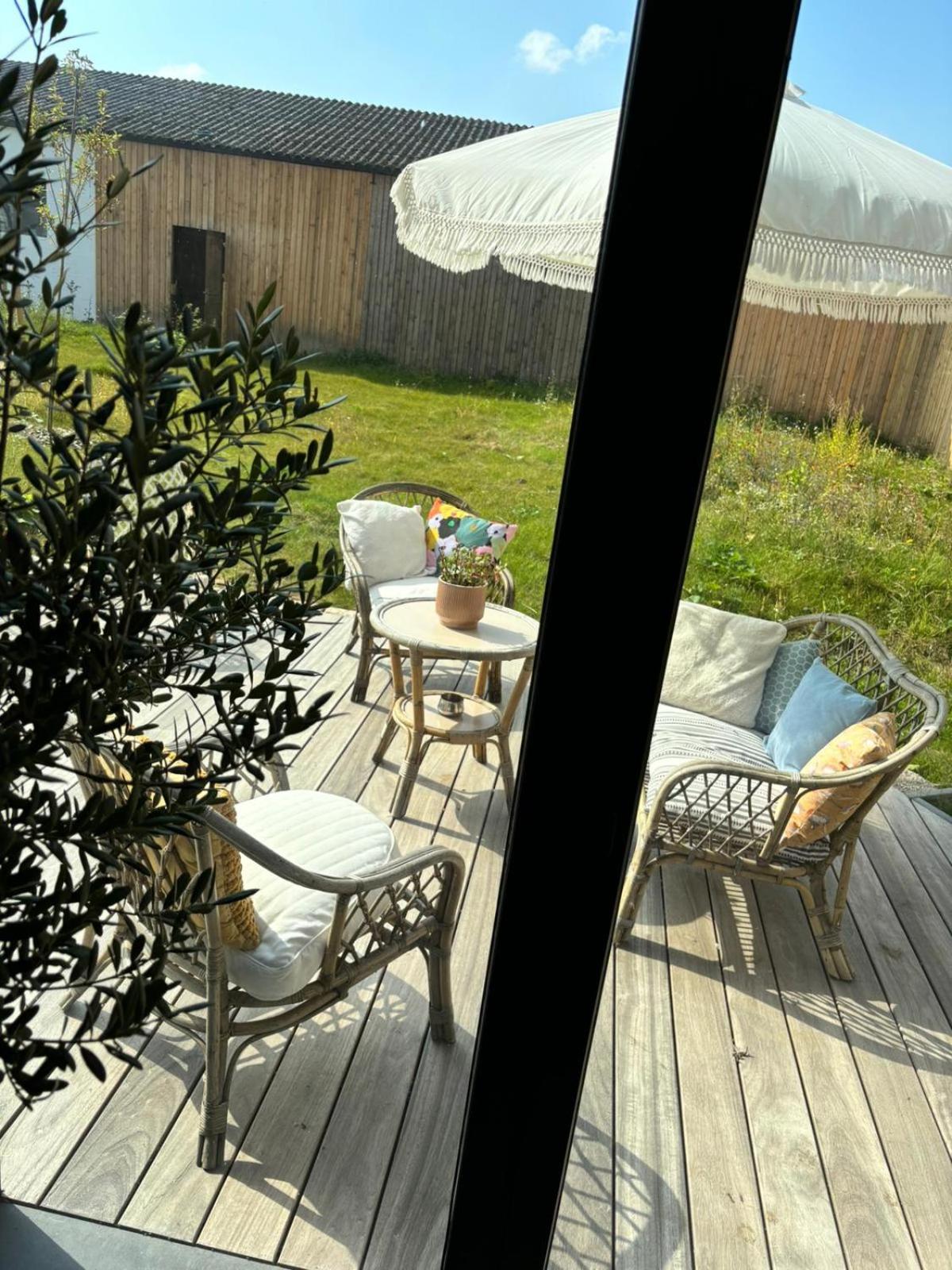 La Tour Obin Bed & Breakfast ฟิลิปป์วิลล์ ภายนอก รูปภาพ