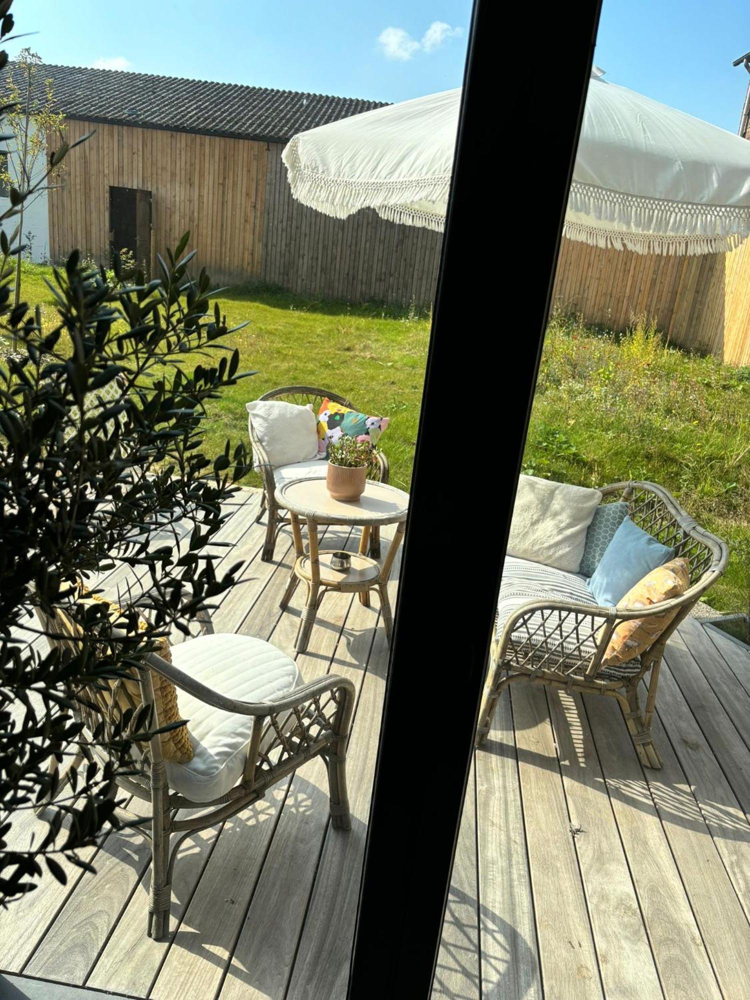 La Tour Obin Bed & Breakfast ฟิลิปป์วิลล์ ภายนอก รูปภาพ